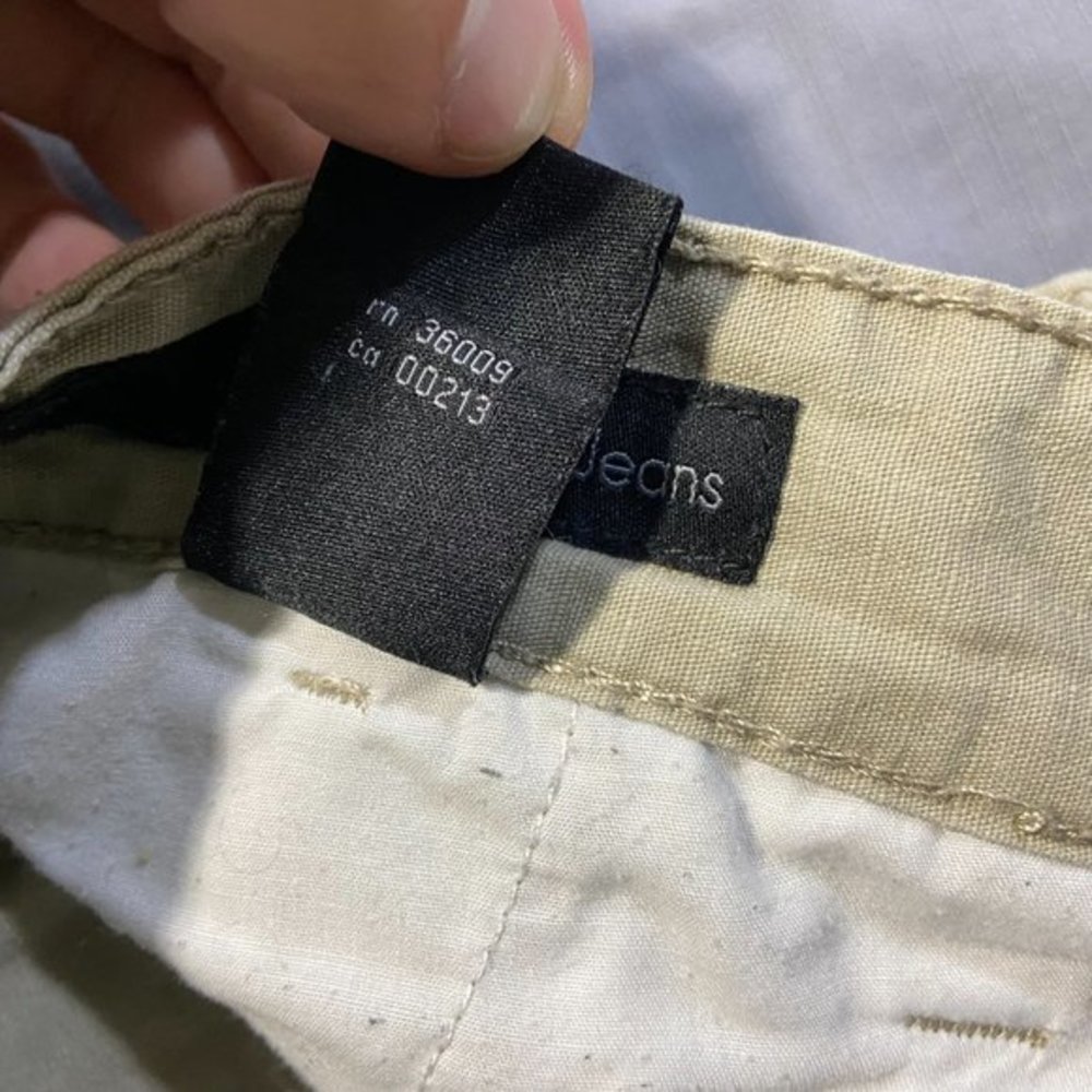 Calvin Klein Beige‎ Cotton Cargo Shorts Men's 32 Waist - Picture 5 of 5